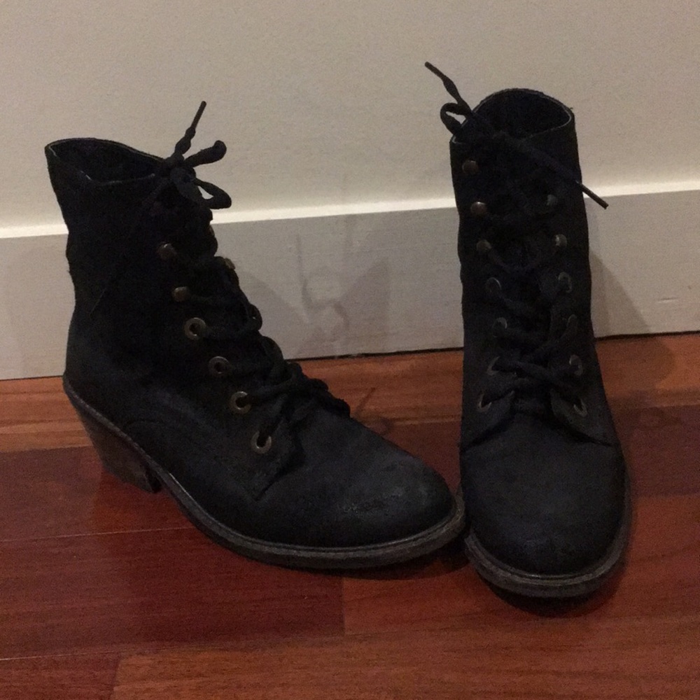 Dolce Vita booties
